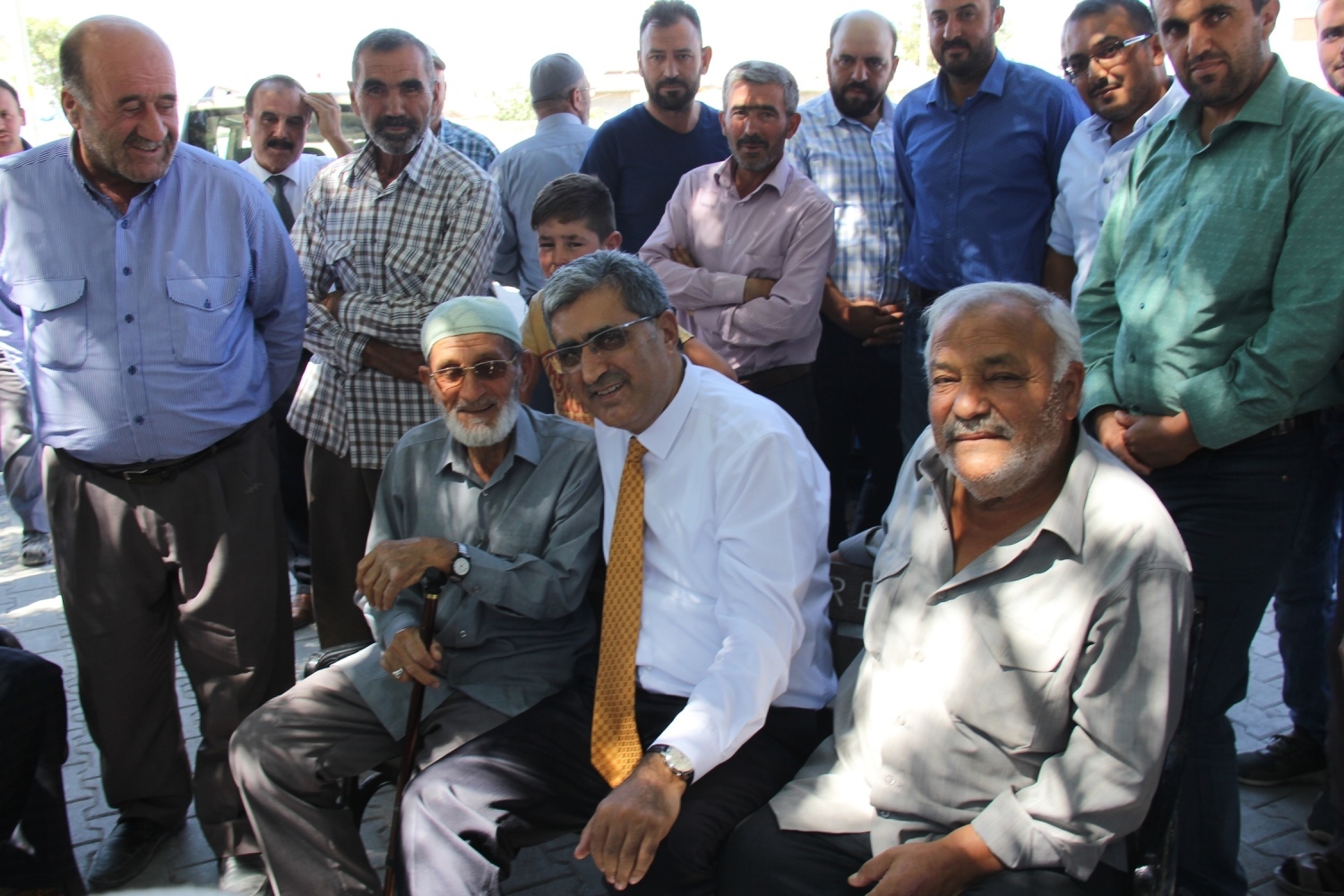 Konuk Altınekin’de Çiftçilerle Buluştu