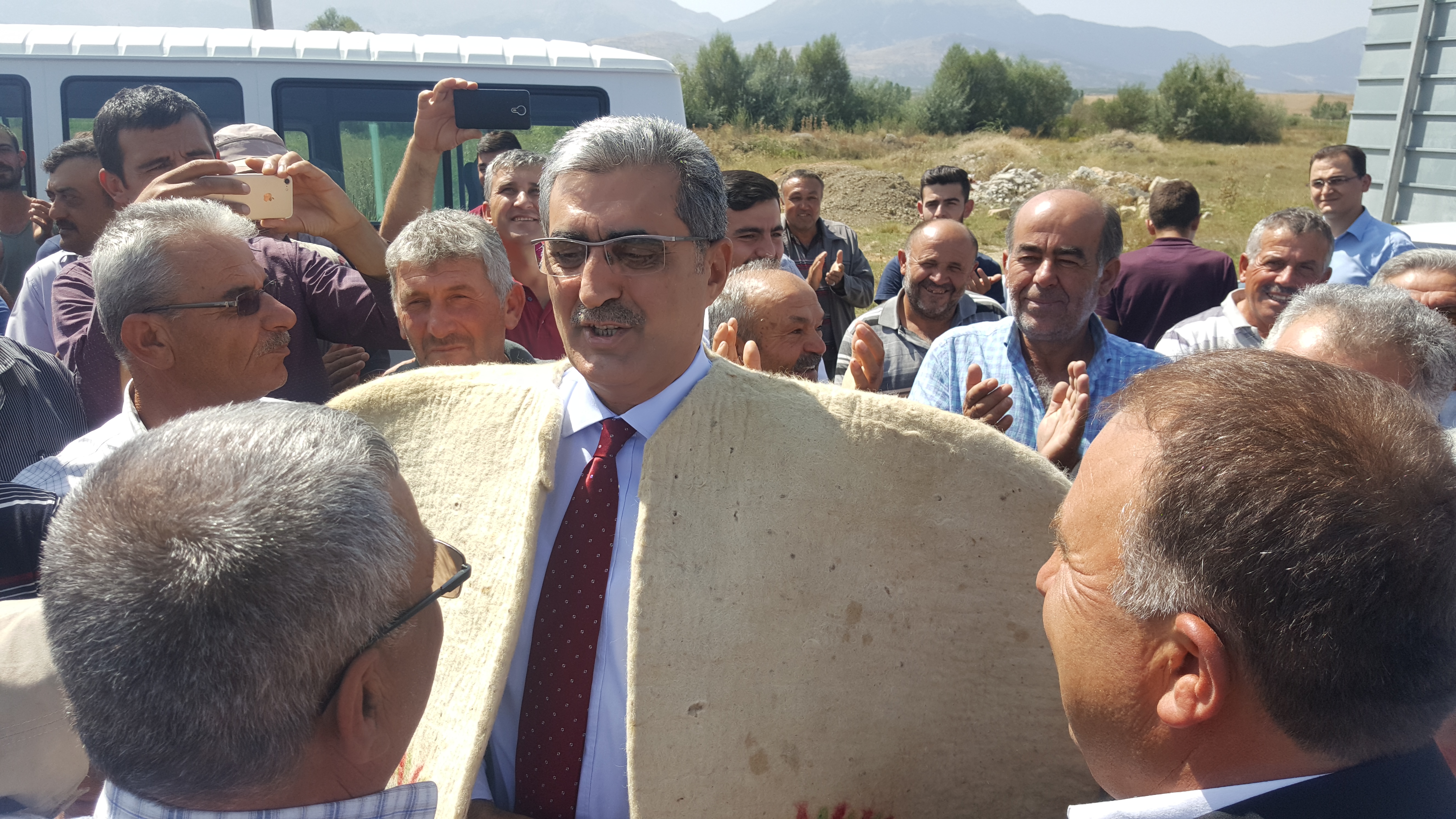 Konuk; “Çiftçimizin Sorunlarına Çare Olacak İşler Yapıyoruz”