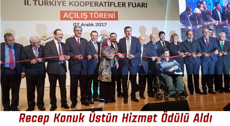 Recep Konuk Üstün Hizmet Ödülü Aldı