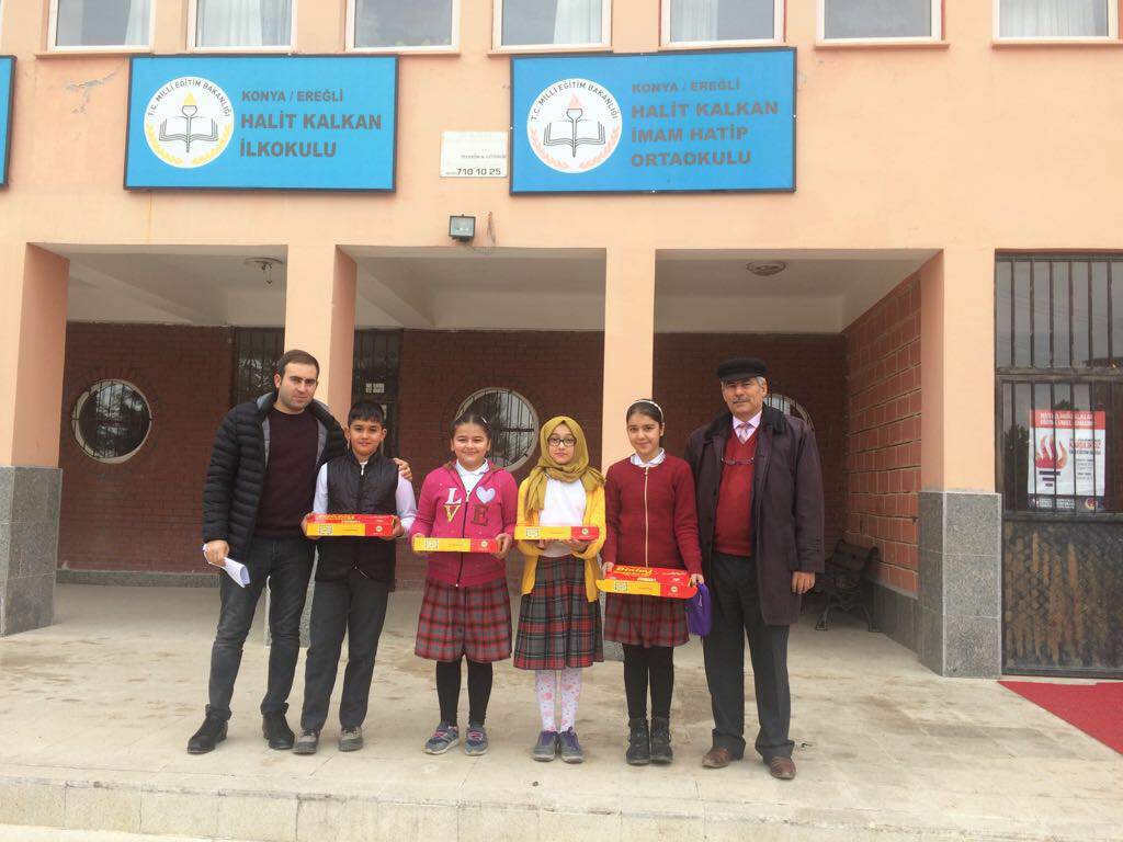 Halit Kalkan Ortaokulu Öğrencileri Bilgi Yarışmasında Birinci Oldu
