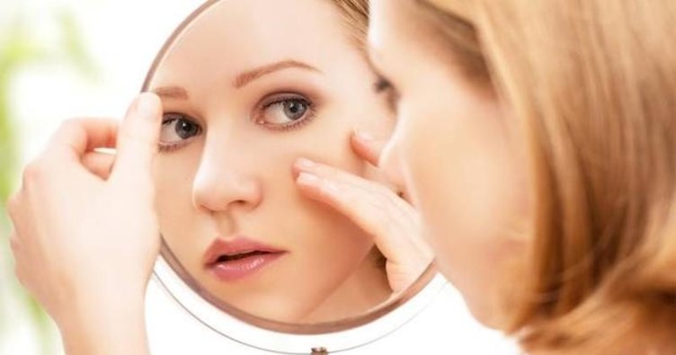 Uykusuzluk Göz Kapağı Sarkmasına Sebep Oluyor