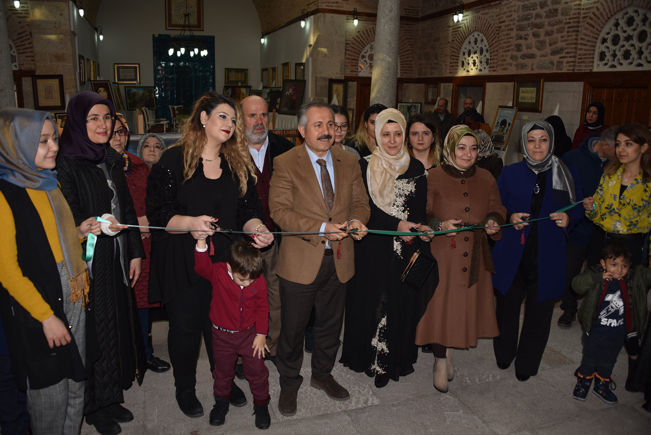 Serginin Geliri ile Afrika’da Su Kuyusu Açtırılacak