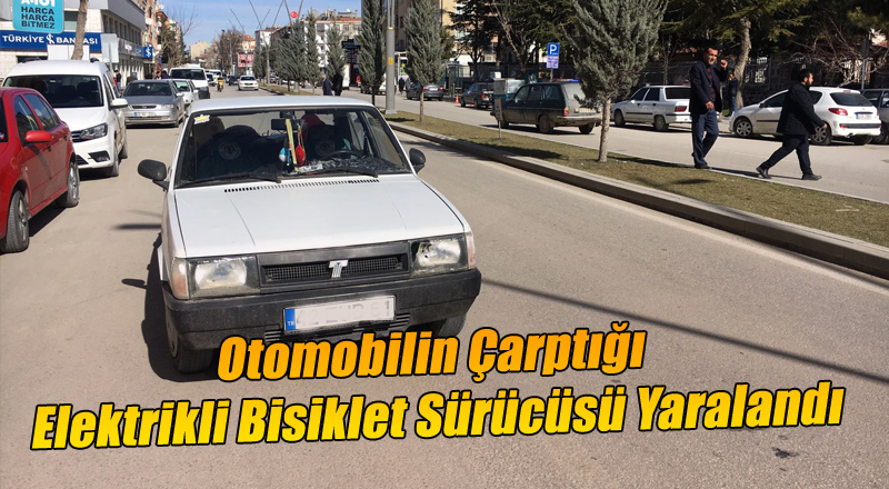 Otomobilin Çarptığı Elektrikli Bisiklet Sürücüsü Yaralandı