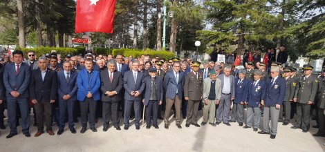 ŞEHİTLERİMİZİ ANIYORUZ