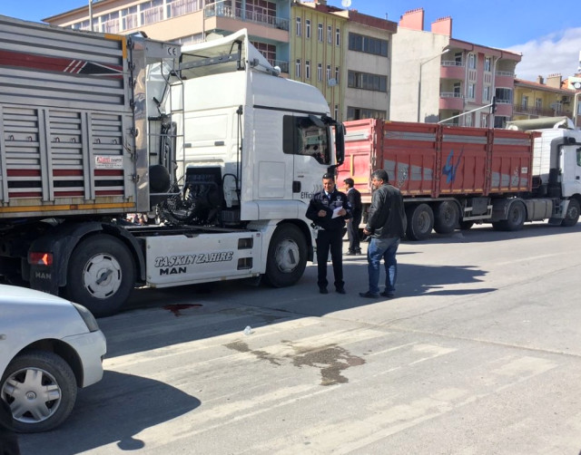 TIR'ın Çarptığı Kadının Bacağı Koptu