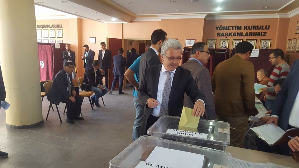 REKOR KATILIMLA ZAFER, ÖZKOÇ'UN OLDU