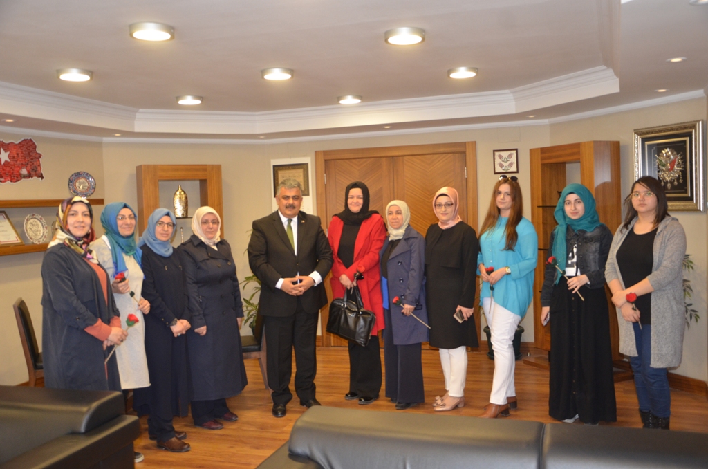 KADEM’DEN BAŞKAN ÖZGÜVEN’E ZİYARET