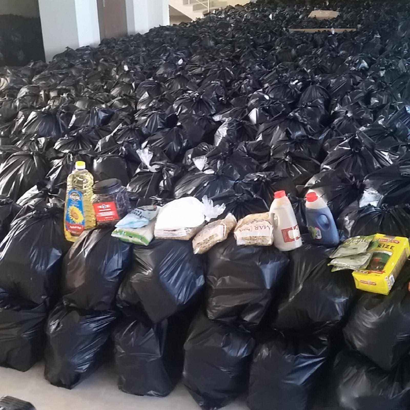 YARDIMSEVER İŞ ADAMI ÖZŞENOL’DAN YARDIM PAKETİ