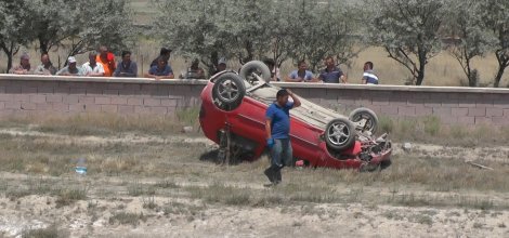 Takla Atan Otomobilde ki Kırk Günlük Bebeğin Burnu Bile Kanamadı