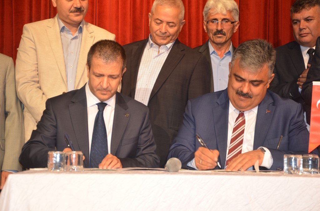 100 YATAKLI ÖZEL HASTANE İÇİN İMZALAR ATILDI