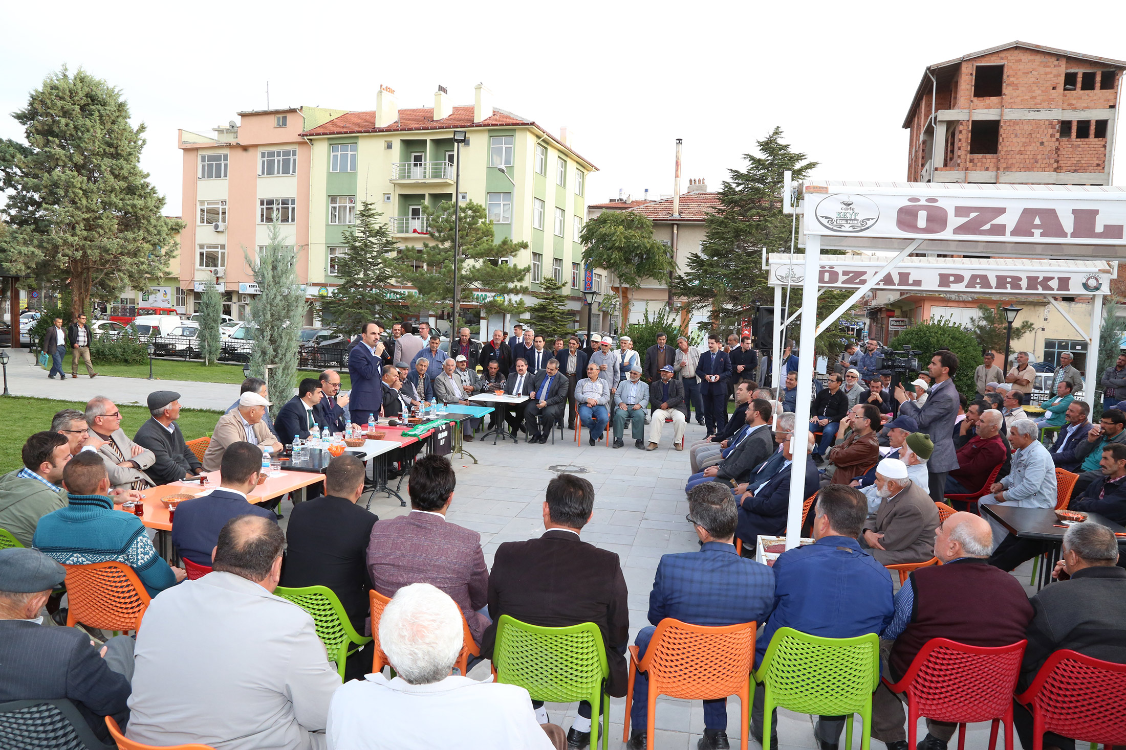 BAŞKAN ALTAY KARAPINAR VE EMİRGAZİ HALKIYLA BULUŞTU