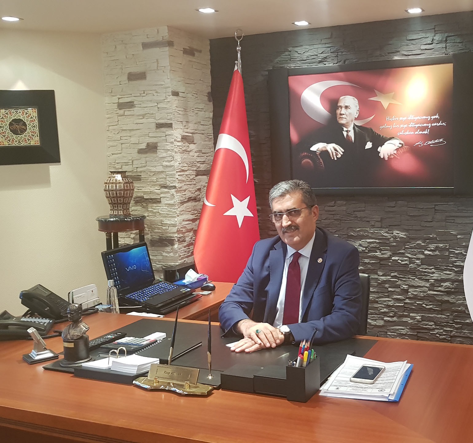 Konuk: Öğretmenler Toplumun Mimarlarıdır