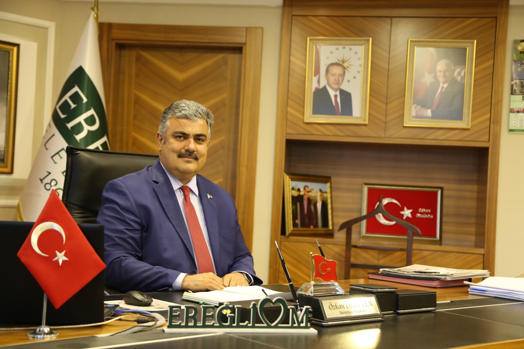 Başkan Özgüven’den Dünya Kadın Hakları Günü Mesajı