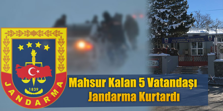 Araçlarının Zinciri Kopan 5 Vatandaşı Jandarma Kurtardı