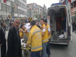 Kazaya giden 112 kaza yaptı