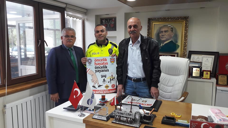 Başkan Yalçın Bozkır'dan ''Öncelik Hayatın Öncelik Yayanın'' kampanyasına destek