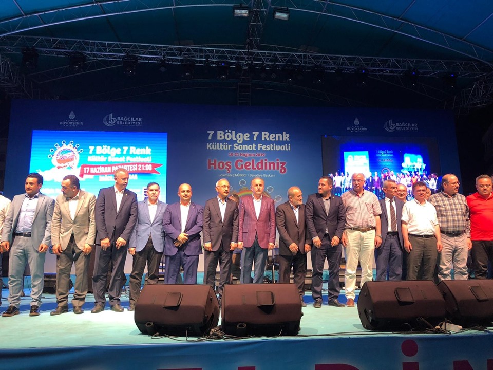 İSTANBUL'DA KARAMAN RÜZGARI ESTİ