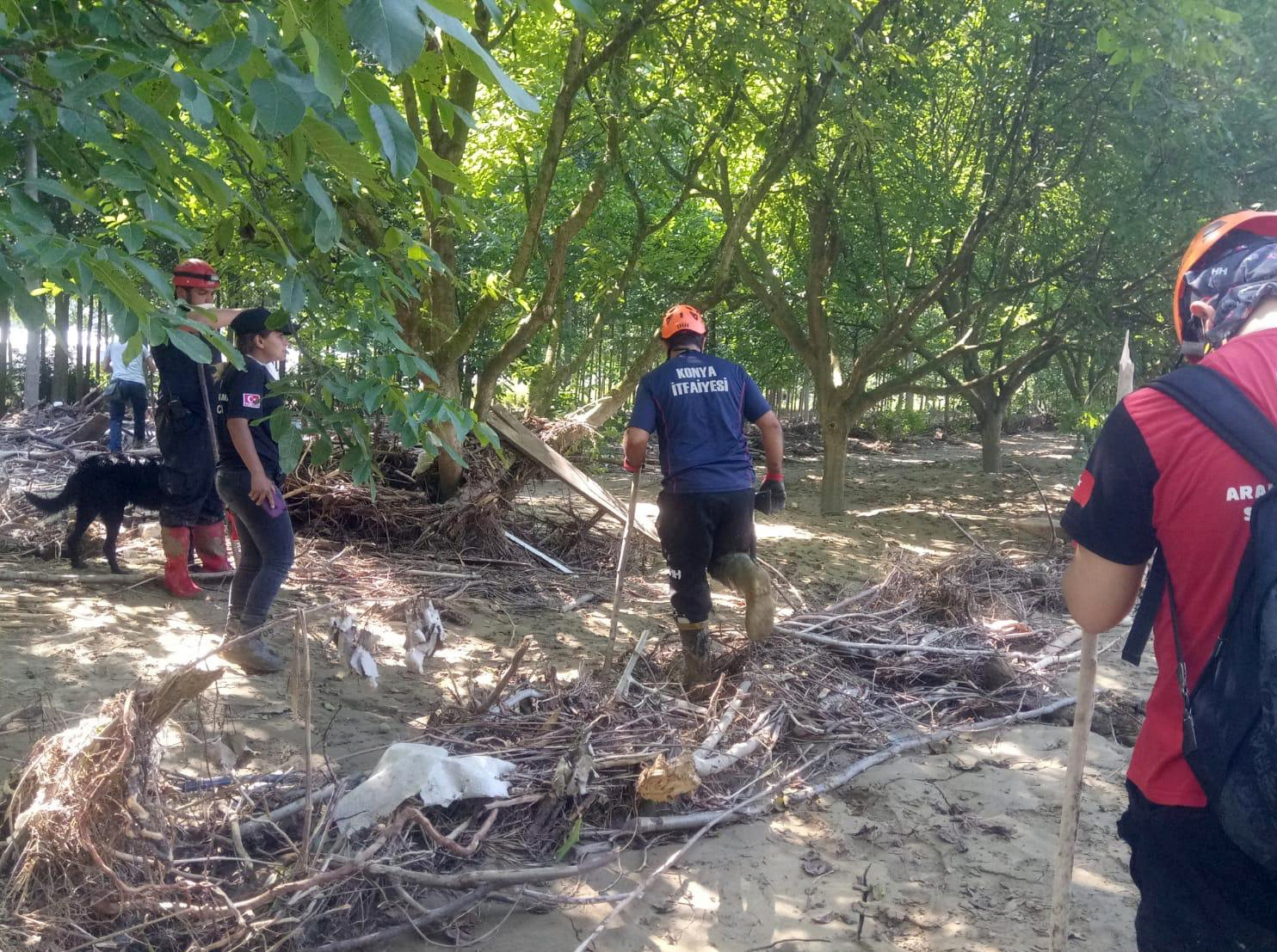 Büyükşehir Ekipleri Düzce’de Arama Çalışmalarına Katılıyor