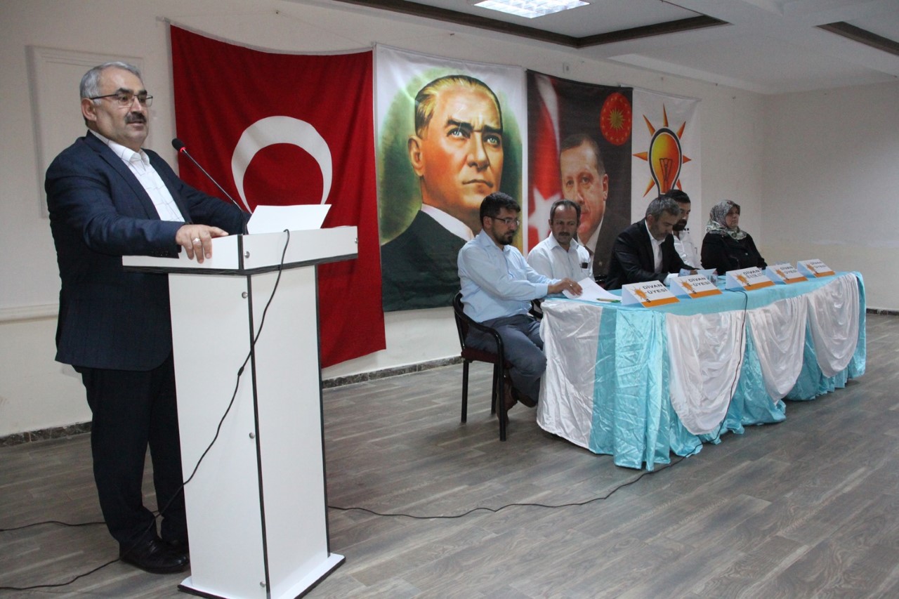 Milletvekili Halil Etyemez, AK Parti İlçe Danışma Toplantılarına Katıldı