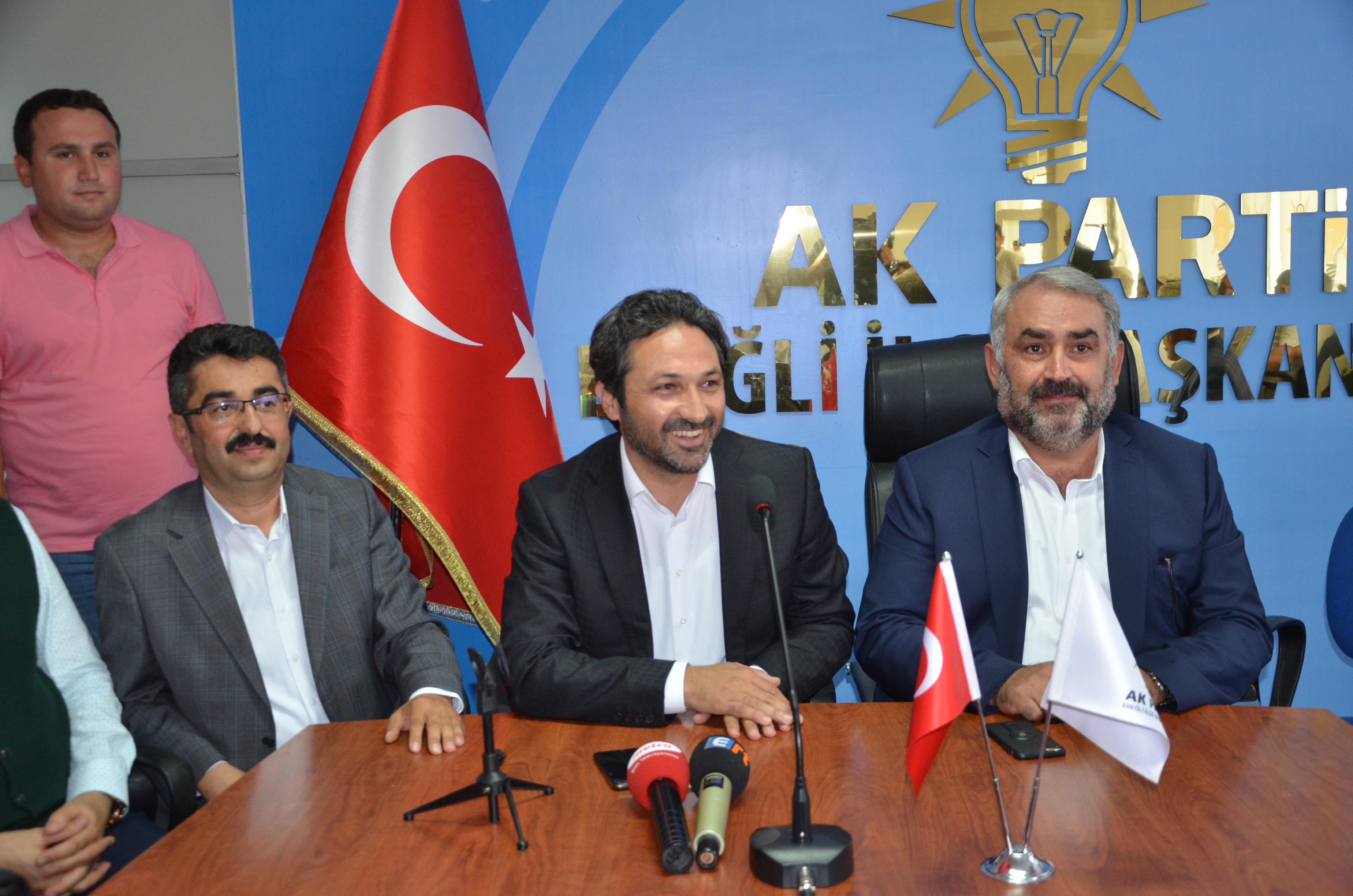 AK PARTİ EREĞLİ İLÇE TEŞKİLATINDA BAYRAMLAŞMA