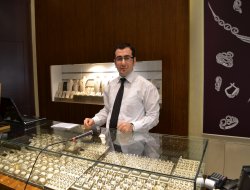 Akdağ altın piyasasını değerlendirdi