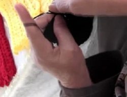 Ördüğü kıyafetleri hediye ediyor!