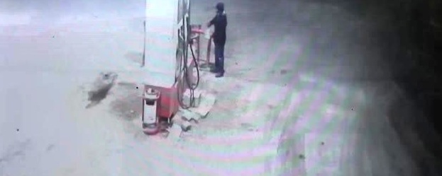 AKARYAKIT İSTASYONUNDA GASP