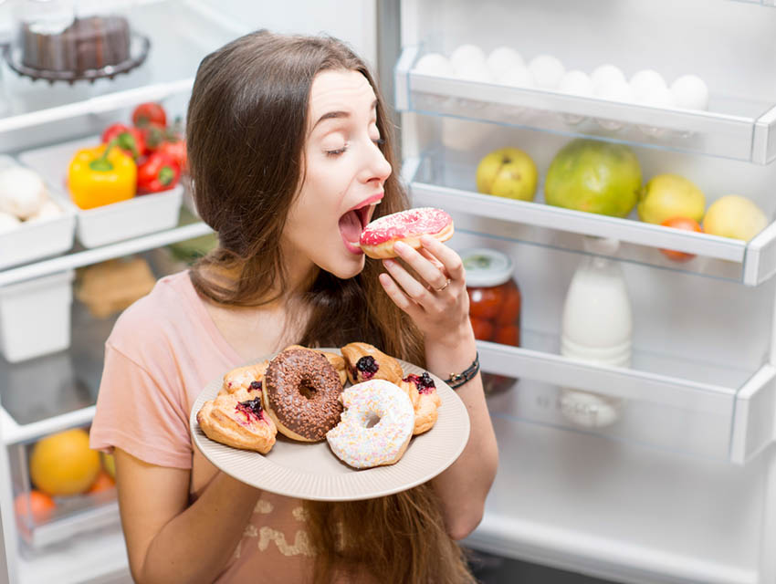 Tatlı yeme hissi vücudun susama sinyali olabilir