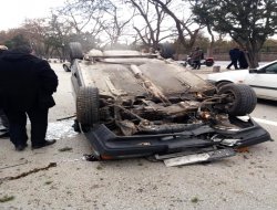 Otomobil Ağaca çarptı: 1 yaralı