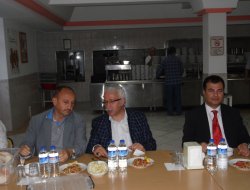 “AK” YÜREKLER BİRLİK MESAJI VERDİ