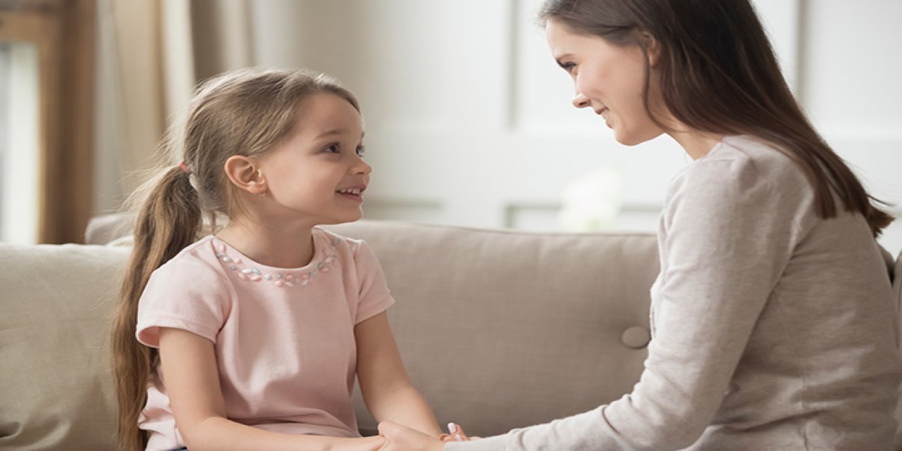 Uzmanlar uyardı.! Çocuğunuz eve geldiğinde bu cümleleri kullanmayın..