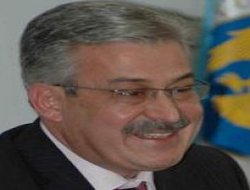 Fakültenin yeni dekanı Prof. Pehlivan oldu