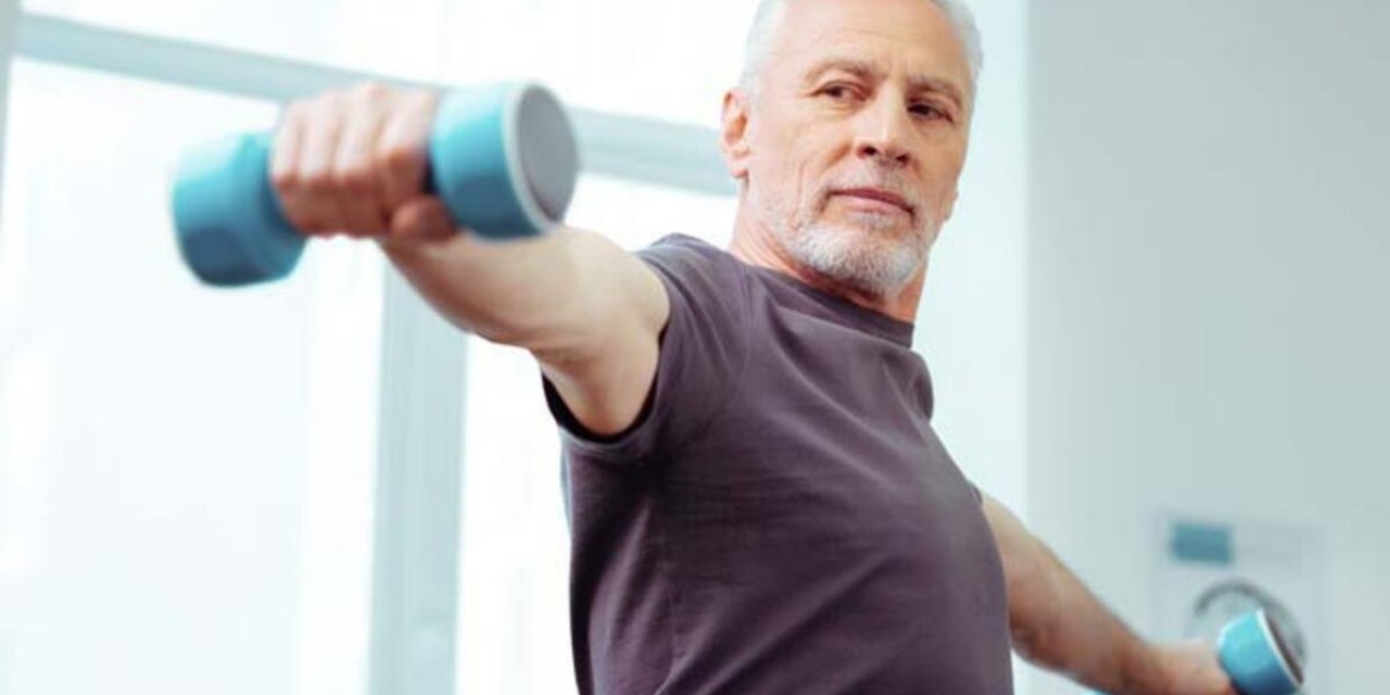 Yarı Karantina Döneminde 65 Yaş Üstü ve 20 Yaş Altı Evde Ne Yapmalı?