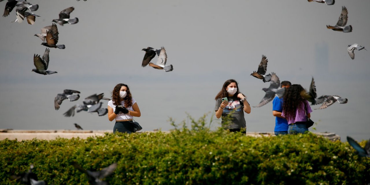 Gençler en çok arkadaşlarıyla zaman geçirmeyi özledi