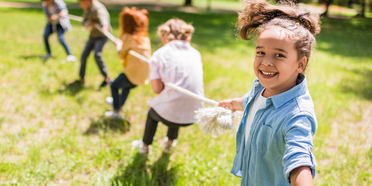 Mutlu çocukluk dönemi geçirenlerin psikolojik sağlamlığı yüksek