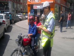 Motosiklet sürücülerine sıkı denetim