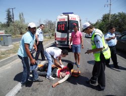 Traktörden Düşen Kişi Yaralandı