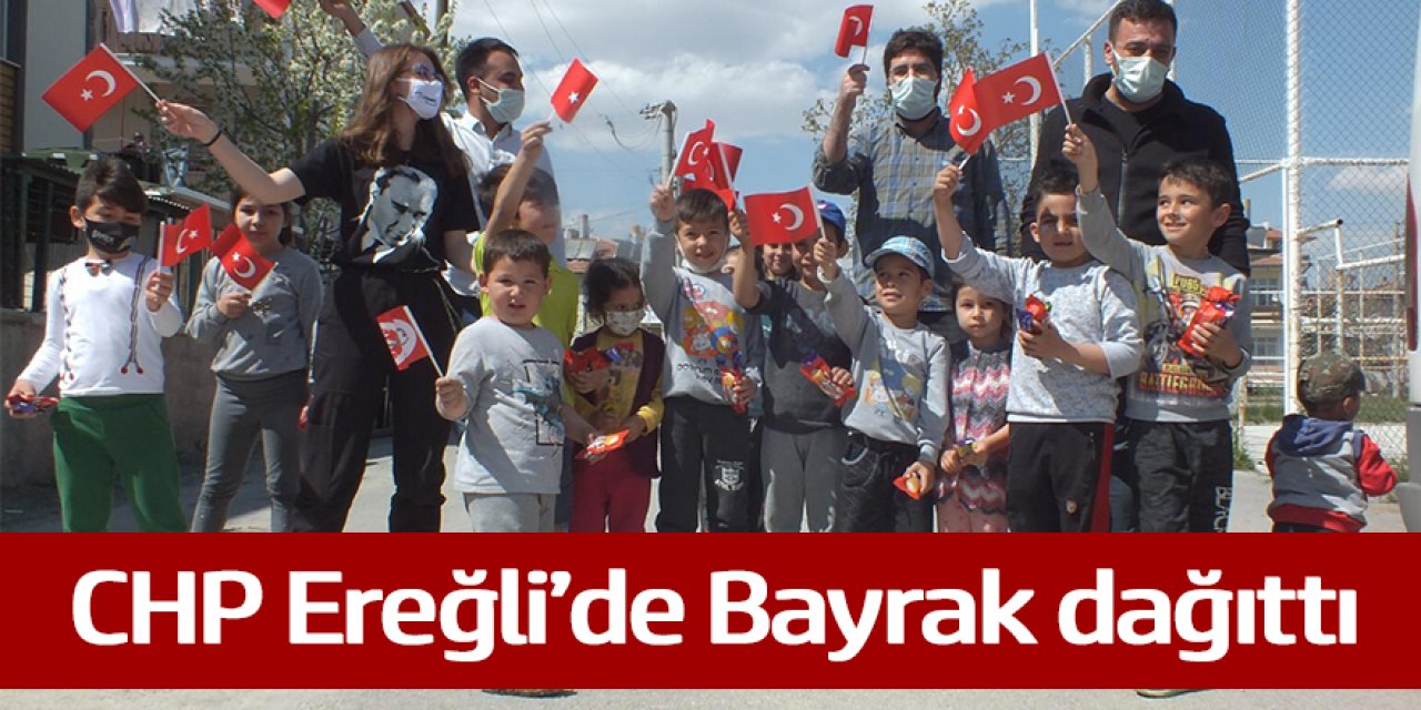 Sokaklarda 23 Nisan Şarkıları Yükseldi