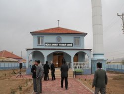 Hoca Ahmet Yesevi Camii ibadete açıldı