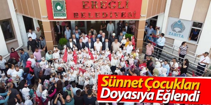 Sünnet Çocukları Doyasıya Eğlendi