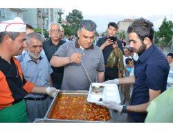 Mahalle İftarları Dolup Taşıyor