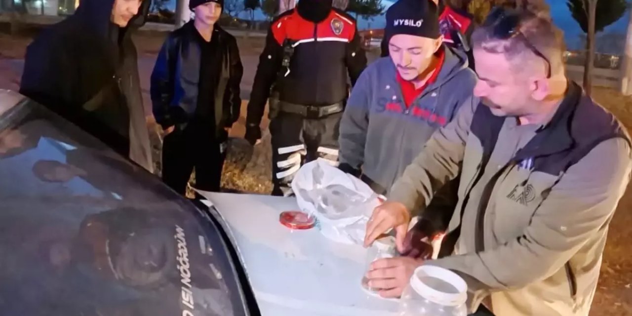 Kavanozu açan polisler şok oldu! Litresi 10 milyon dolar