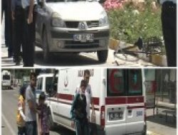 Otomobil Bisiklete Çarptı 2 Yaralı