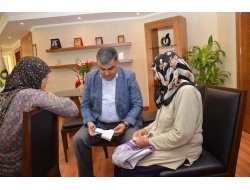 Halkın Sorunlarını Dinledi