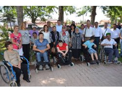 Akülü Araçlar Onları, Memnun Etti