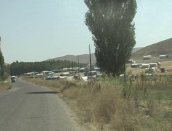 Tarım İşçileri Kavga Etti  4 Yaralı