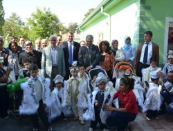 SÜNNET OLAN ENGELLİ ÇOCUKLAR ŞÖLENDE EĞLENDİ