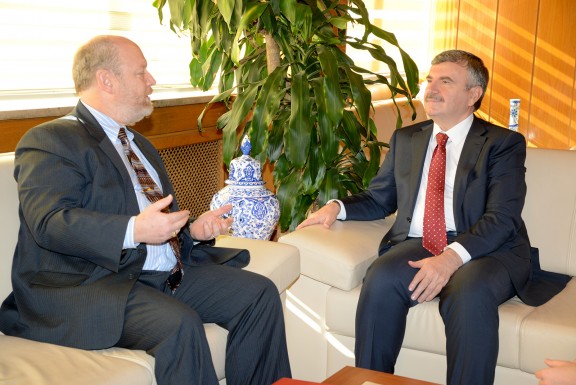 EKONOMİ MÜSTEŞARI TURNER KONYA’DA