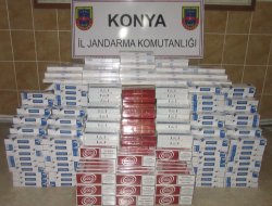 JANDARMA, SAMAN YÜKLÜ KAMYONDA KAÇAK SİGARA ELE GEÇİRDİ
