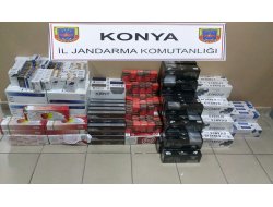 JANDARMA KAÇAK SİGARA ELE GEÇİRDİ